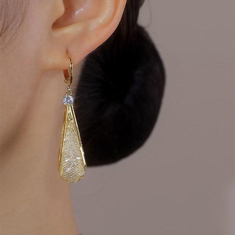 New trendy gold wire mesh water drop ear buckle women, niche design high sense fashion Internet celebrity earrings earrings