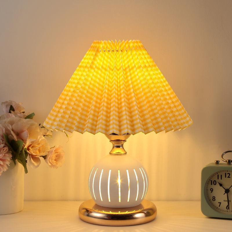 Vintage Girl Nordic Style Crystal Bedside Bedside Bedroom Decoration Table Lamp