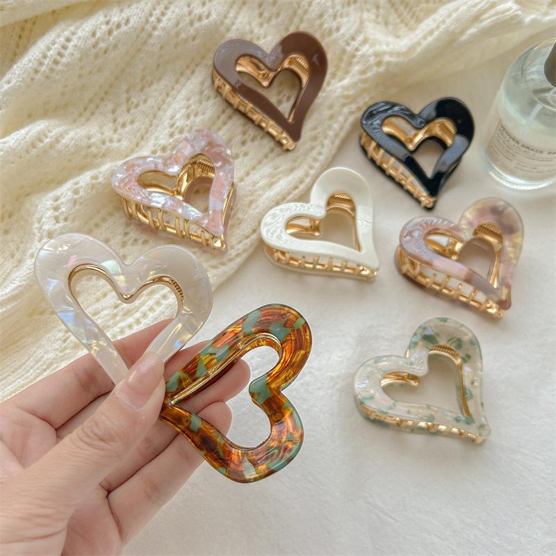 Korean Vintage Heart Hair Clip – Women's Chic Shark Clip for Volume and Updos