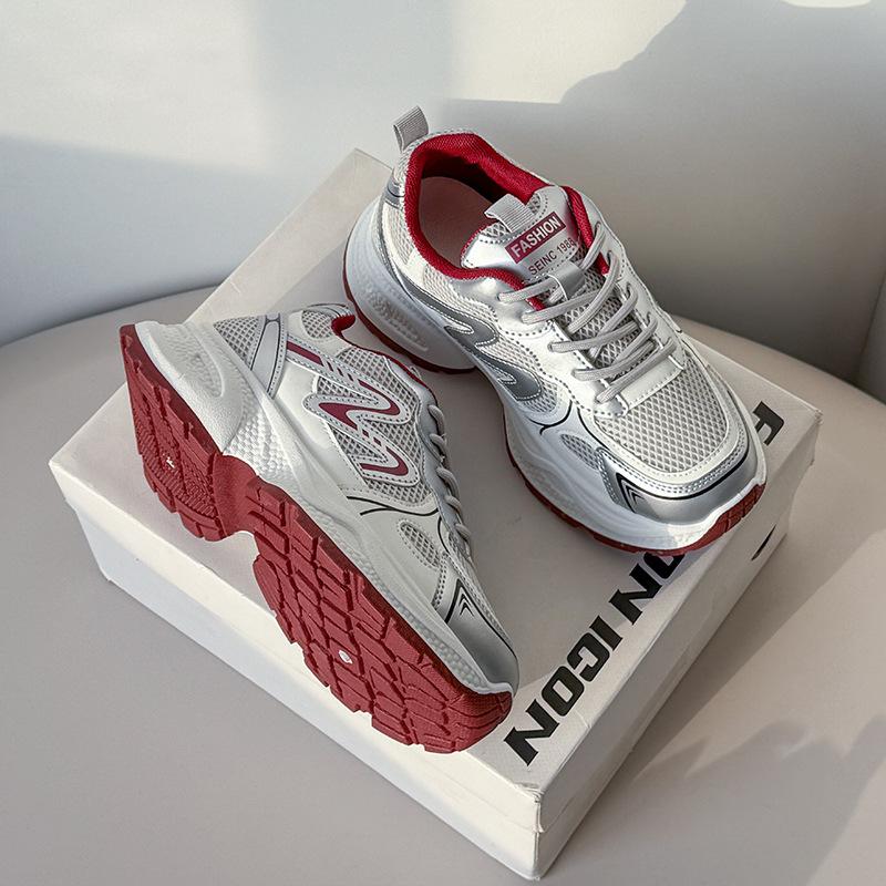 Ultra-light Dad Shoes Spring and Summer New Ins Thick Sole To Enhance the Value of Running