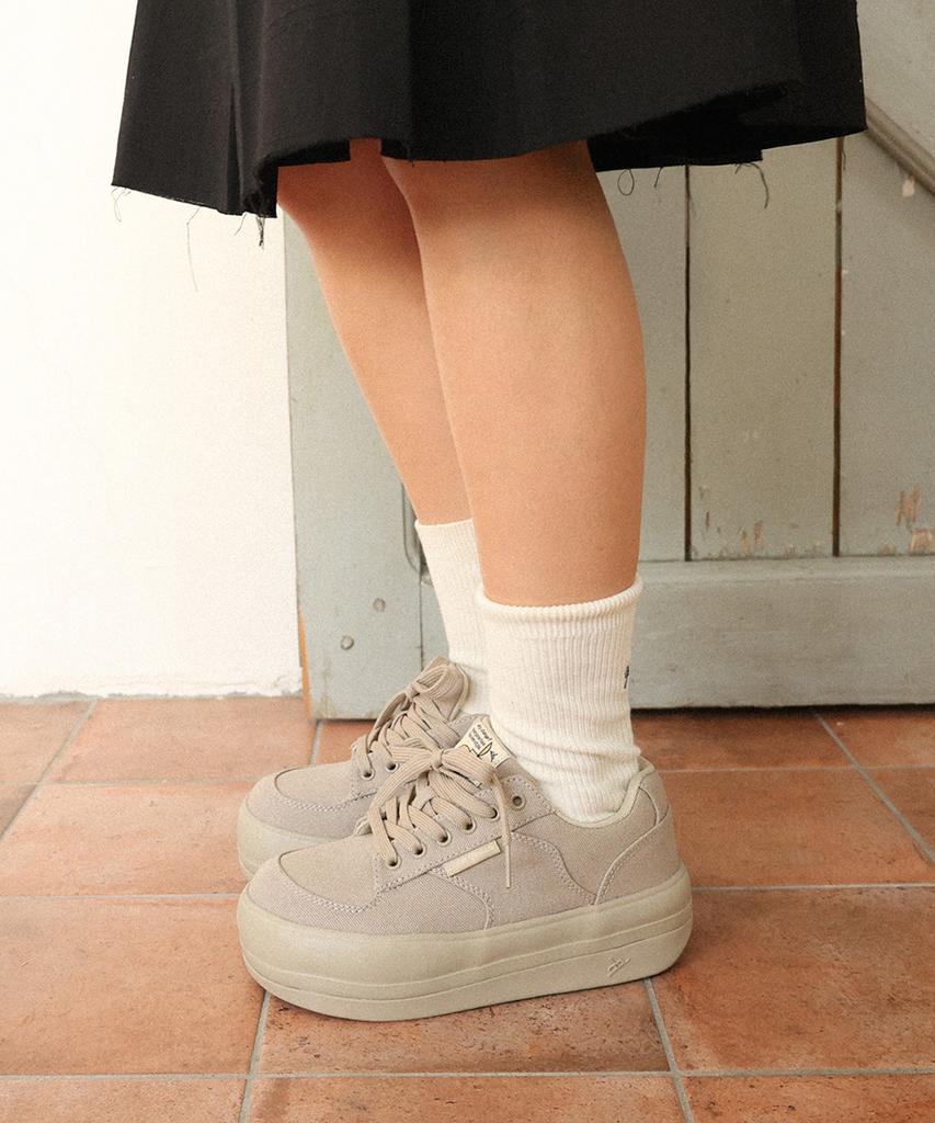 Poseganch Mummum C.V Sand Beige