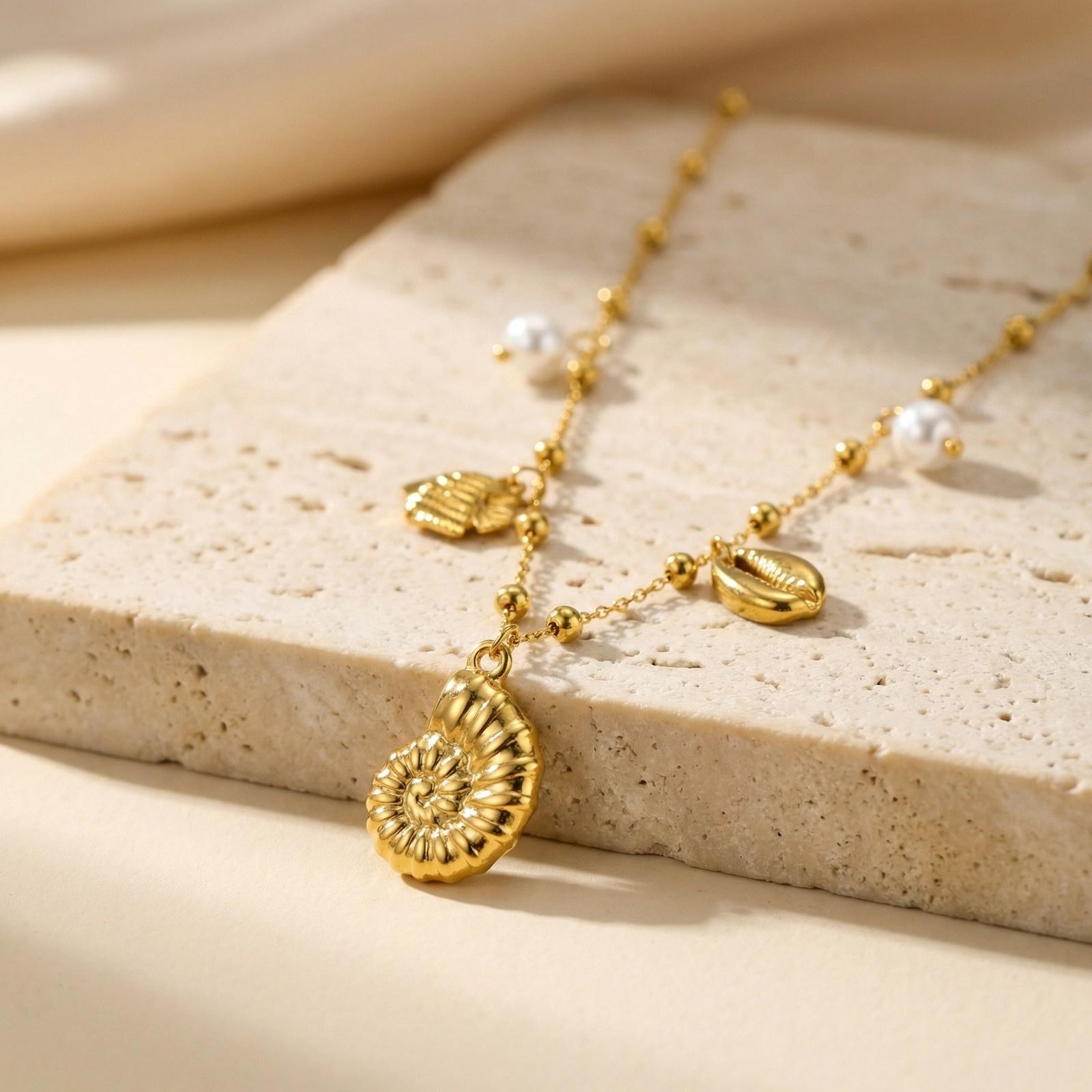 

Stainless Steel Conch Necklace for Women Ocean Style Imitation Pearl Necklaces Gold Plated Summer Holiday Jewelry Gift