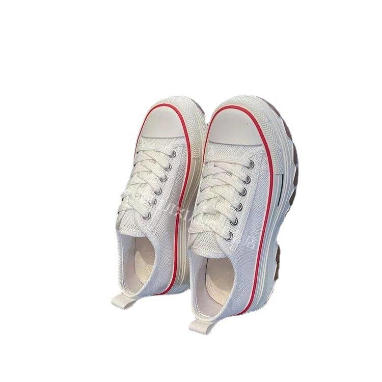2025 Frühjahr neue klassische Damen-Low-Top-Mesh-Schuhe vielseitige Studenten-Board-Schuhe Damen-Innensohle mit dicker Sohle lässig zum Schnüren