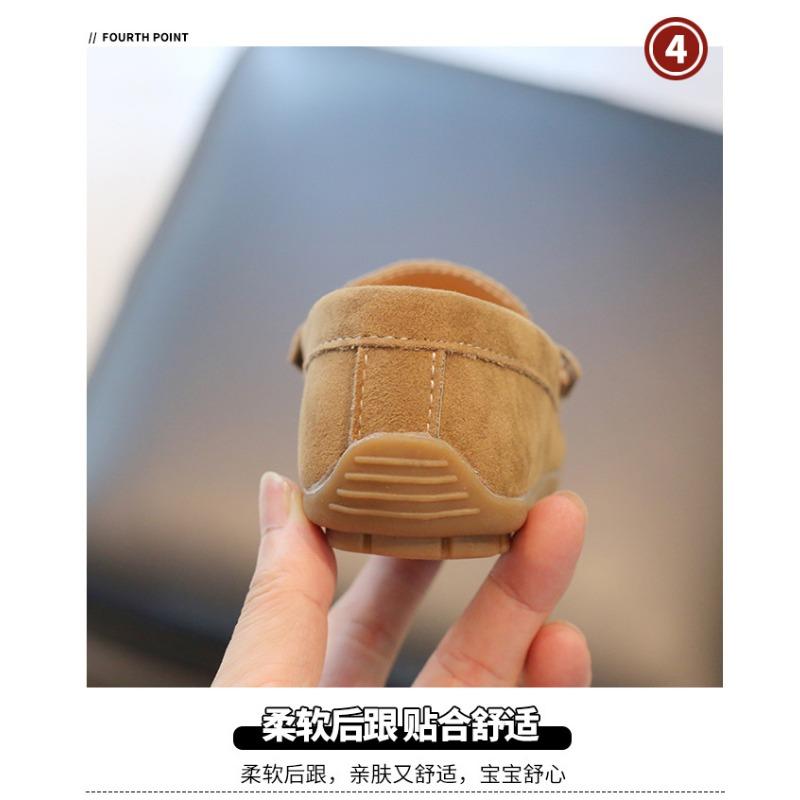 Chaussures de haricots pour garçons printemps et automne nouvelles chaussures simples pour enfants à semelle souple de taille moyenne version coréenne de la petite pédale pour bébé chaussures en cuir