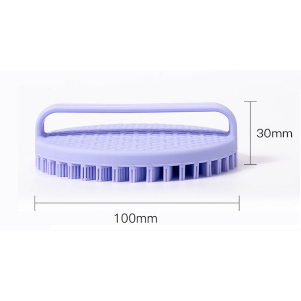 Gentle exfoliating silicone body scrub bath brush Exfoliates and deeply cleanses the skin. The ergonomic handle of the bath brus
