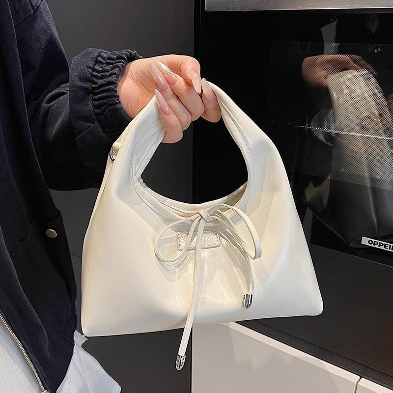 Niche Bag Women's 2025 Spring and Summer Fashion Messenger Bag, High-end Sense of Foreign Style Casual Portable Dumpling Bag