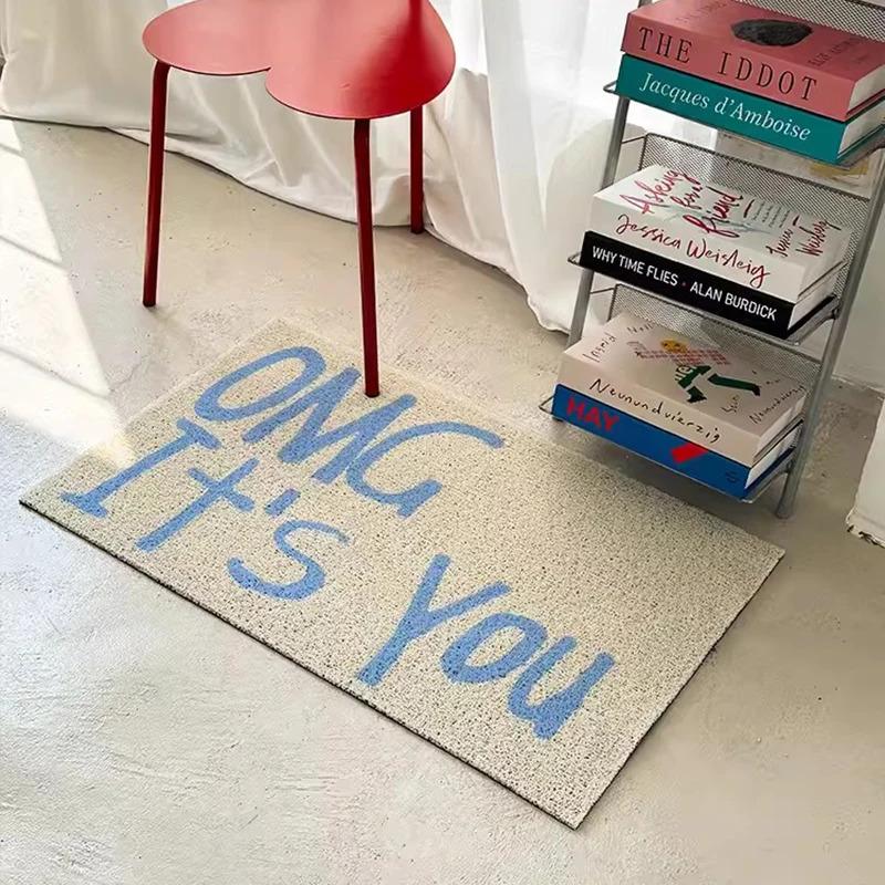 Vikama Letter Doormat, Scandinavian-Style Entryway Rug, Dust-Proof And Easy-To-Clean Mat, Aesthetic Home Decor