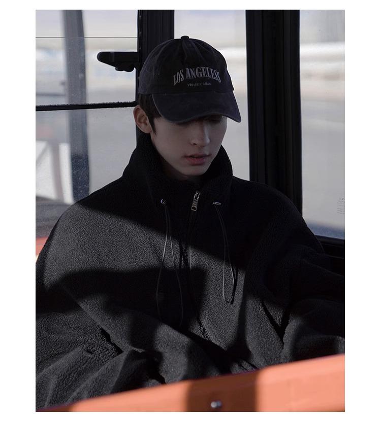 Men's Thickened Cotton-Padded Fleece Jacket, Stand Collar, Loose Fit, Warm Outerwear for Fall/Winter Students.