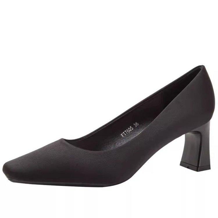 French niche design temperament celebrity high heels autumn new thick heel nude satin commuter shoes