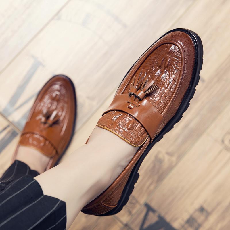 Fashion High Quality Loafers Men's Slip-On Crocodile Pattern Tassel Casual Shoes Business Dress Shoes Men's 38-46 Size Plus Men's Shoes