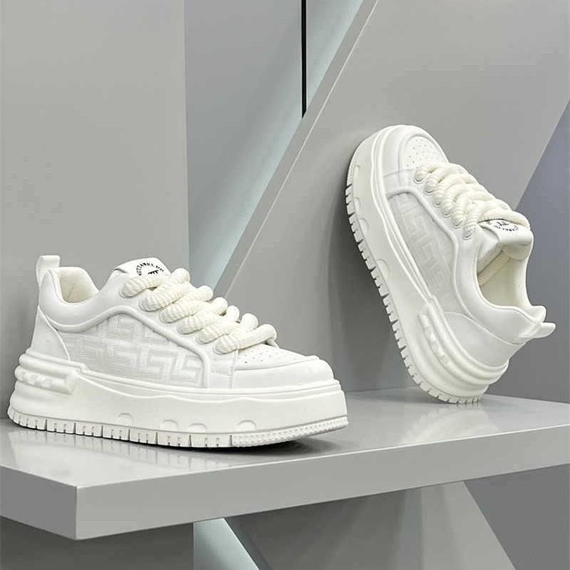 Scarpe primavera e estate nuove scarpe da skate rete di seta ghiacciata traspirante rialzanti casual scarpe sportive