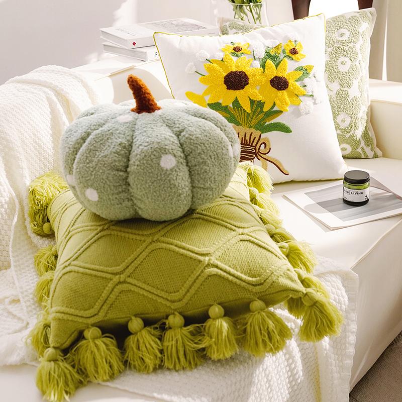 Covers Soft Plush Pumpkin Bohemian Green Knitted Pillow Covers with Tassels Floral Embroidery Cushion Pillow Home Decor Pillows