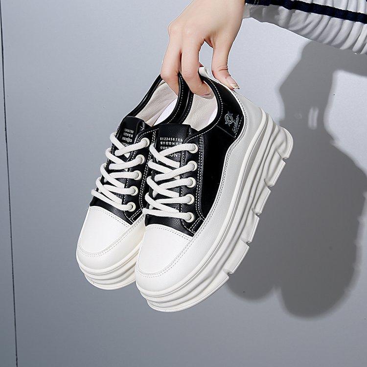 [Yushilai] Thick-soled inner height-increasing single shoes for women's 2025 new spring new sports versatile fashion casual shoes