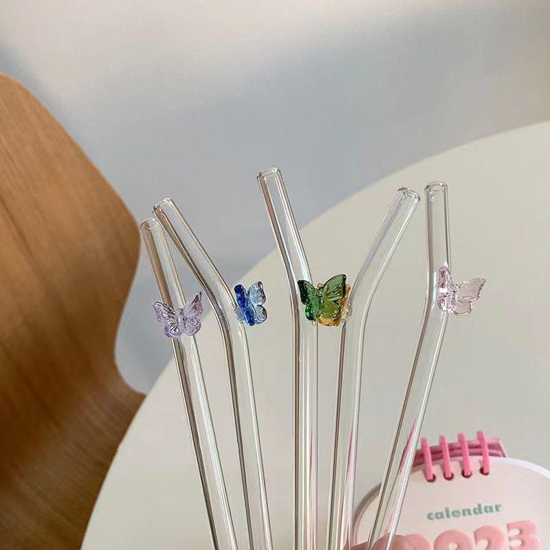 Transparent Bent Butterfly Glass Straw for Juice & Milk - High Temperature Resistant Stirrer