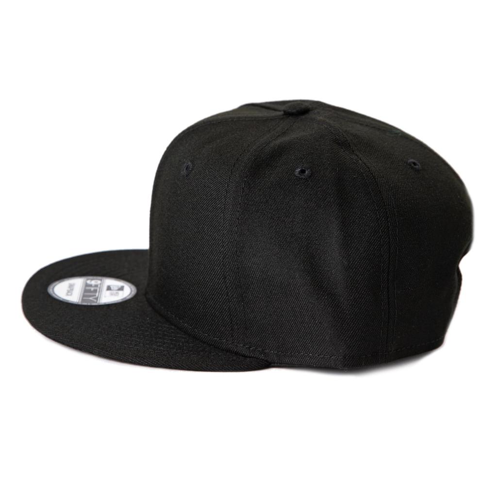 New Era 9FIFTY Standard Fit Flat Bill Snapback Black Cap,