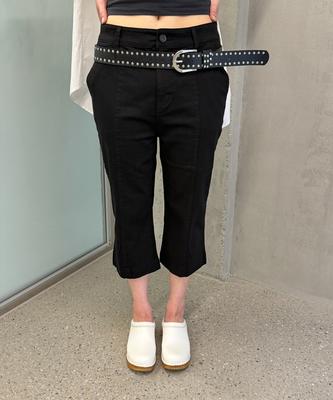Tinsi Back Slit Capri Pants (Black)