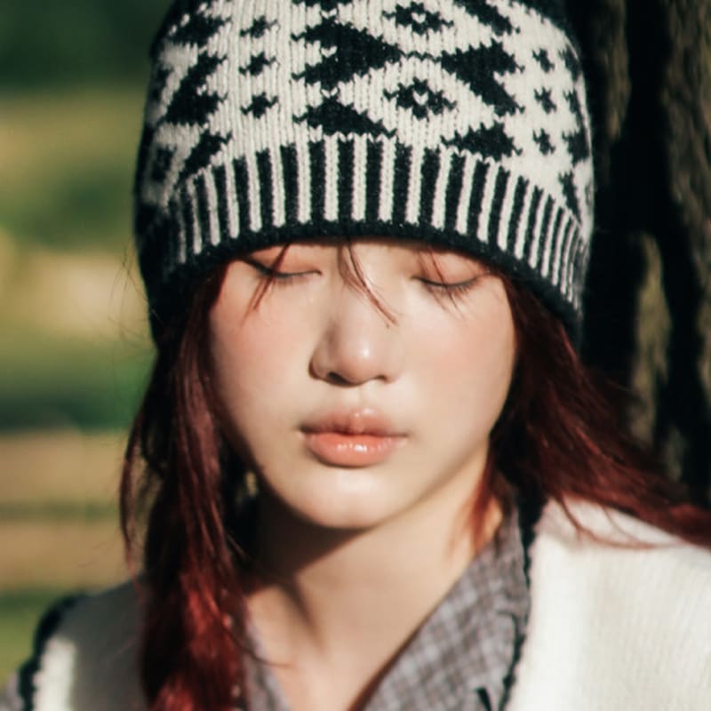 

Шапка бини Naked Surf Club с норвежским жаккардовым узором (черный) Black_Free