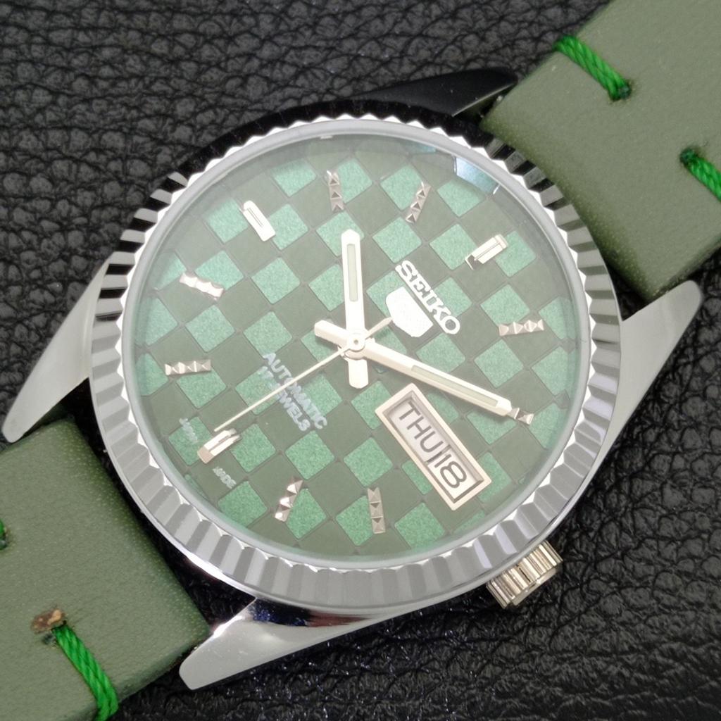 JAPAN VINTAGE SEIKO 5 AUTOMATIC REFURBISHED MENS GREEN DIAL WATCH a440384-4 Sk-a440384