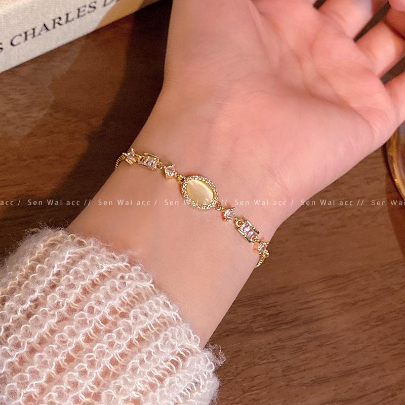 European and American micro-inlaid zir*****pal bracelet women s light luxury niche pull adjustable jewelry