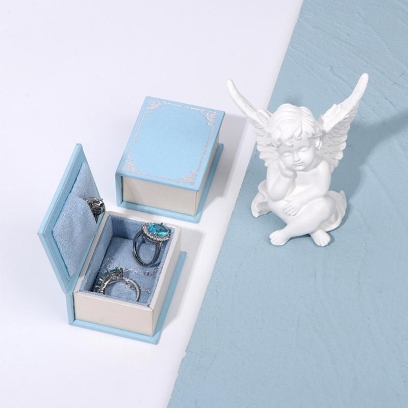 Vintage Buchförmige Schmuckaufbewahrungsbox Tragbar für Ringe Anhänger und Ohrstecker Mit Magnetverschluss Designs