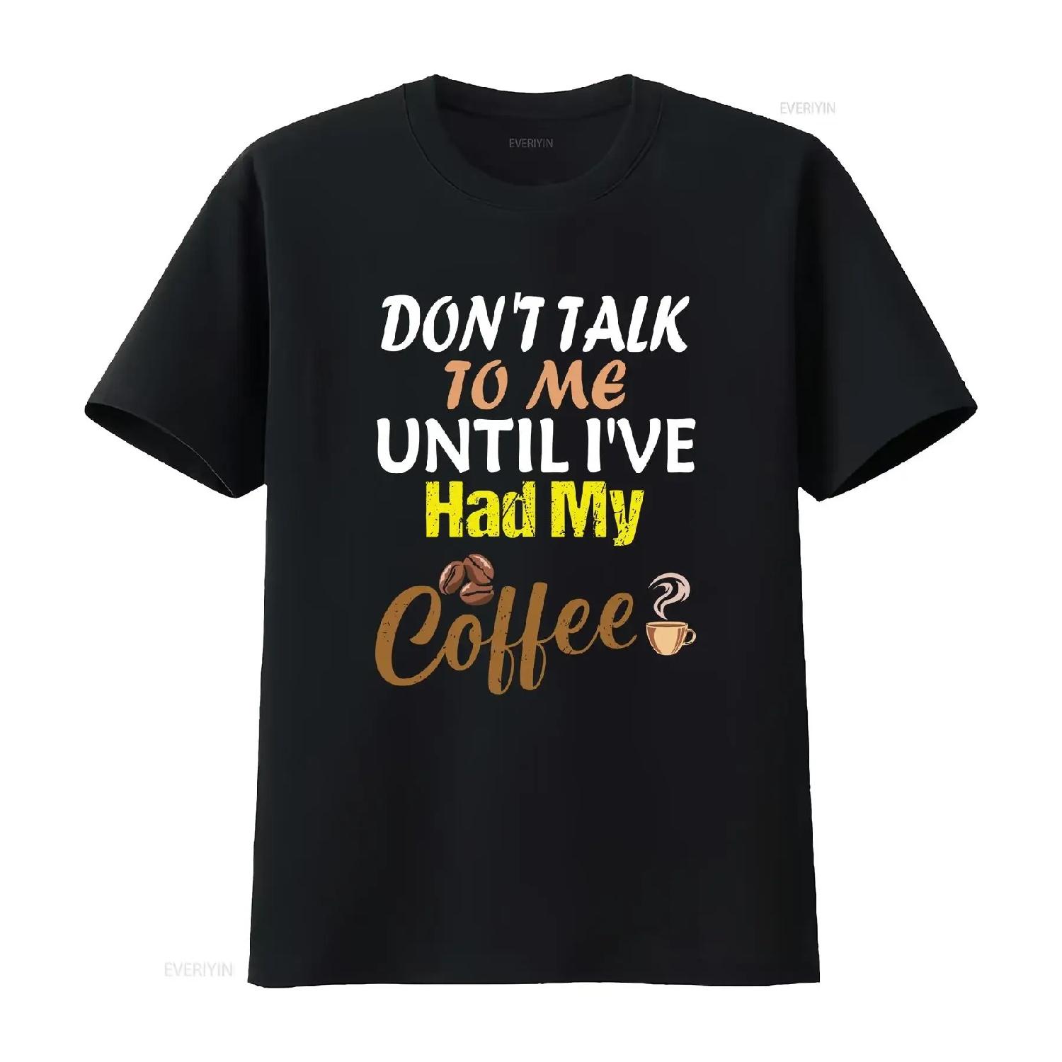 Не разговаривай со мной, пока я не выпью кофе. Футболка для любителя кофе. Забавной юмор. Винтажная. Постиранная. Удобная. Модная. Топ для повседневной носки. S чёрный