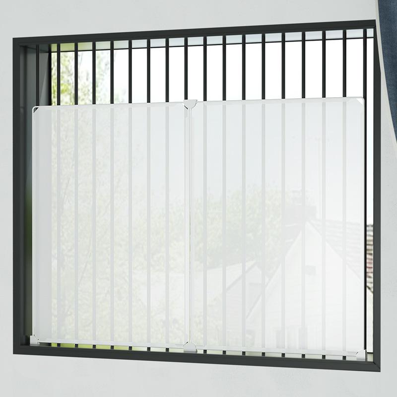 Balcony Privacy & Safety Screen: Rainproof, Dustproof, Pet-Protective Enclosed Railing