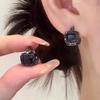 Boucles d'oreilles manchette en zircon noir coréen: Boucles d'oreilles tendance, luxueuses, anti-allergiques et polyvalentes pour femmes