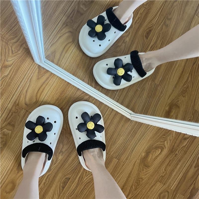 New summer hole shoes slippers women's thick-soled sandals women's bag head slippers