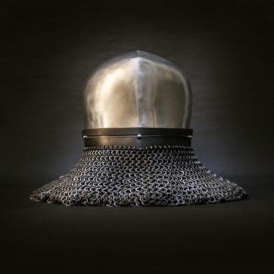 Medieval Pigface Bascinet Helmet with Chainmail Aventail Knight Hounskull Helmet for LARP, SCA Cosplay Gift