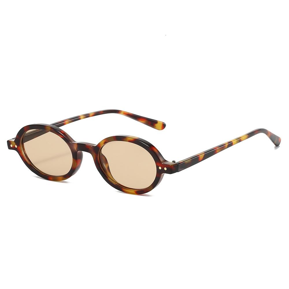 New Fashion Small Oval Black Sunglasses Men Women Vintage Rivets Punk Blue Green Round Shades UV400 Female Sun Glasses