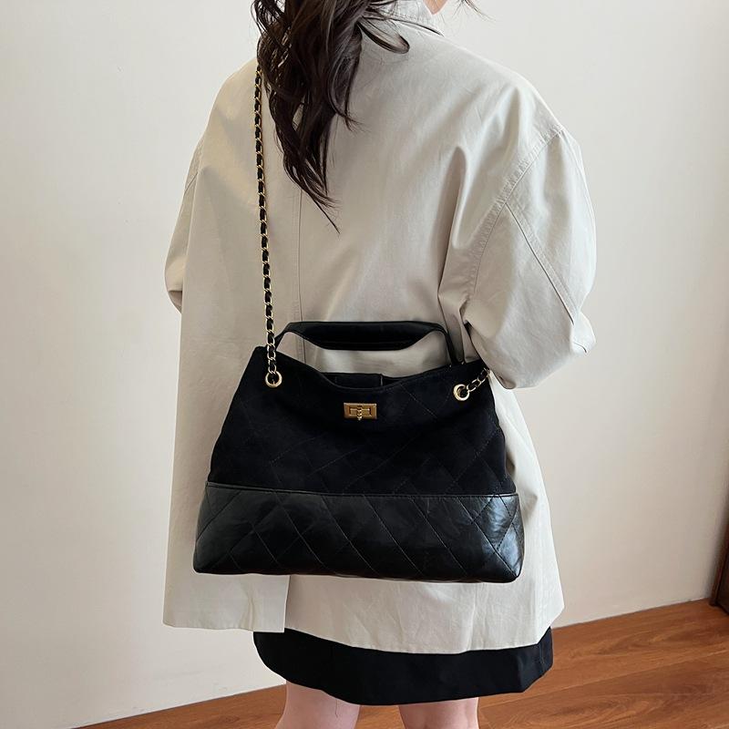 

Fashion bag women s new contrasting color retro matte chain shoulder underarm bag portable messenger bag tide