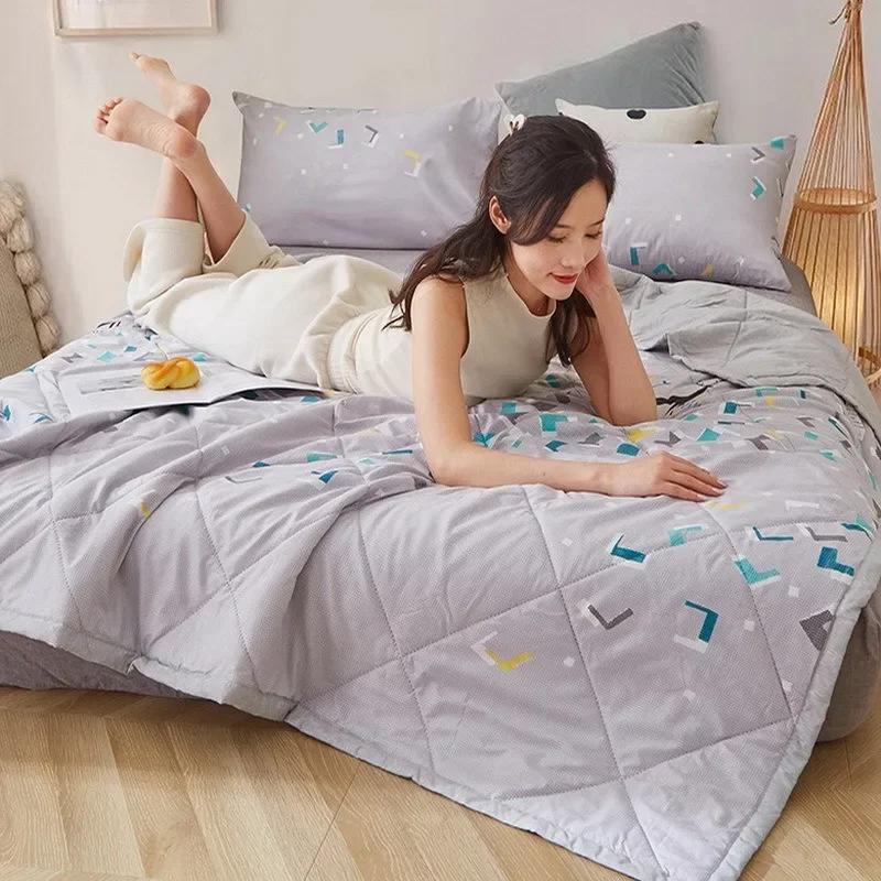 2024 Summer Cotton Quilts Thin Air-conditioning Comforter Soft Breathable Office Nap Blanket Quilted Bed Covers and Bedspreads