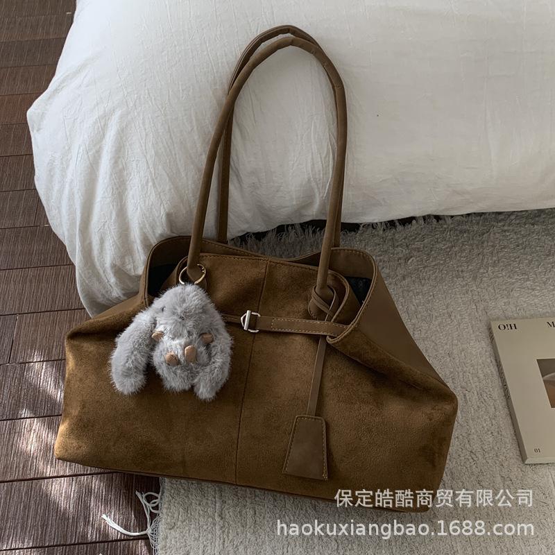 Simple retro suede bag women's 2025 new large-capacity commuting single shoulder underarm fashion portable tote bag