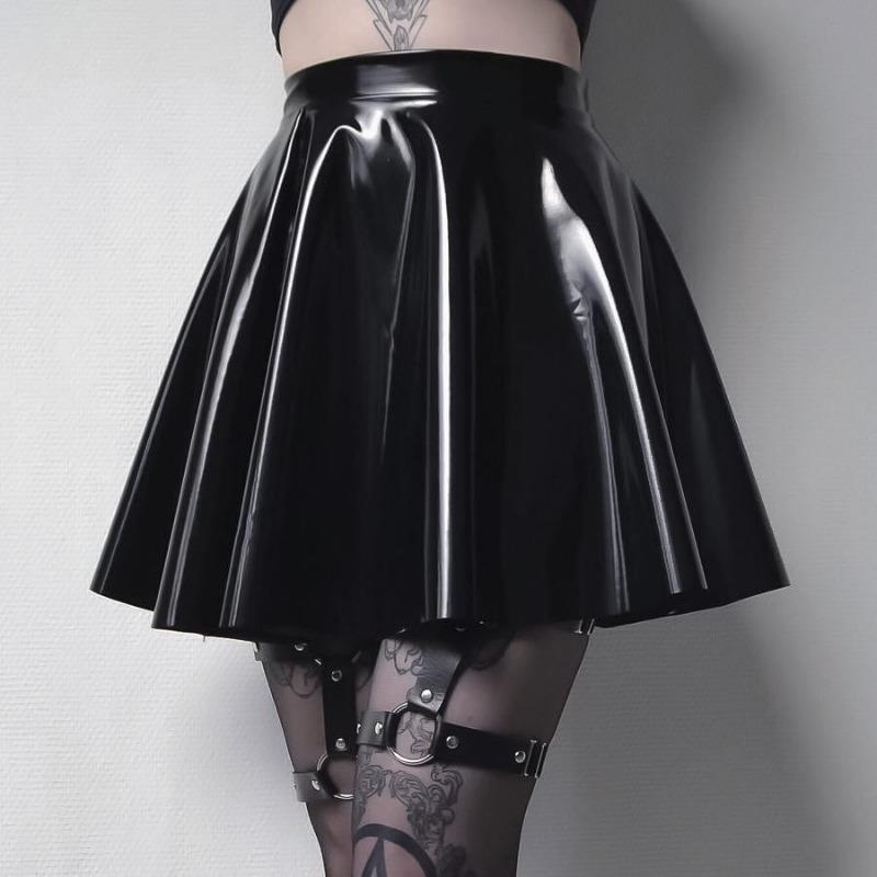 Women Dark Style Shiny Pu Leather Pleated A Line Mini Skirt