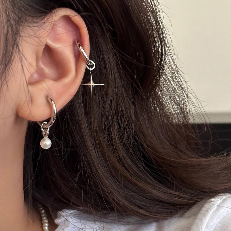 Asymmetric Star Gold Earrings Women's Fashion Light Luxury Senior Sense Simple Niche Vintage Elegant Ear Jewelry