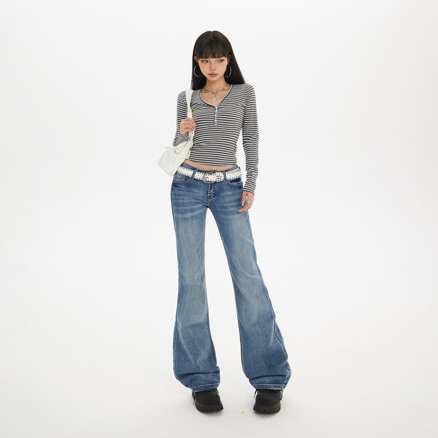 

Women s Low Waist Flare Jeans - American Retro Style Medium