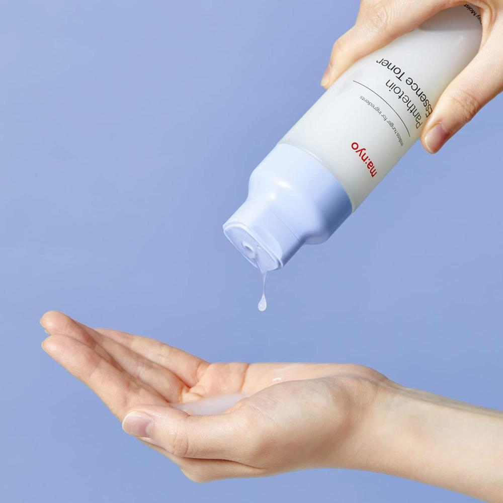 ma:nyo  Panthetoin Essence Toner (200ml)