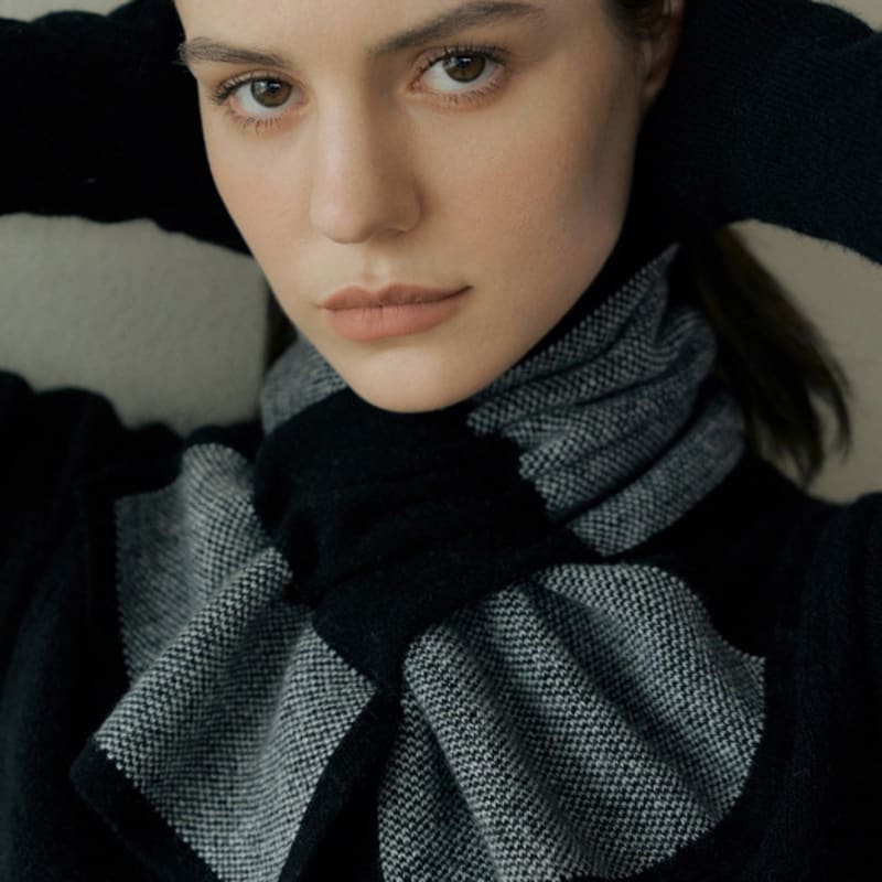 

BB’DE SOLI’DE classic ell mini muffler (2color) black