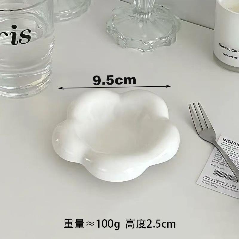Nordic cute white chubby ceramic plate creative high value simple household dipping plate