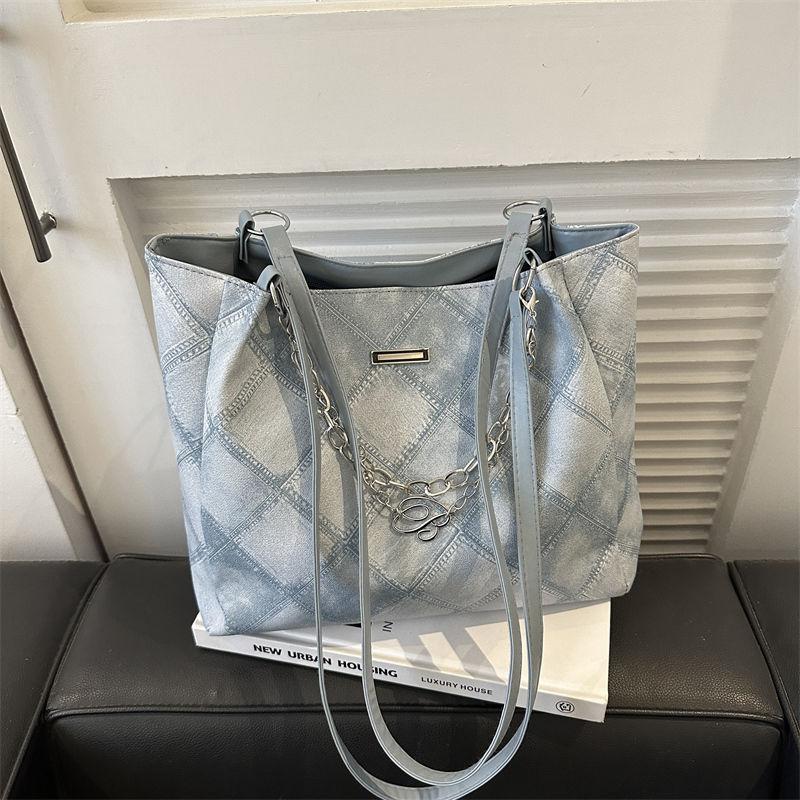 

Rhombus commuter bag 2025 retro new tote large-capacity student class shoulder handbag синий