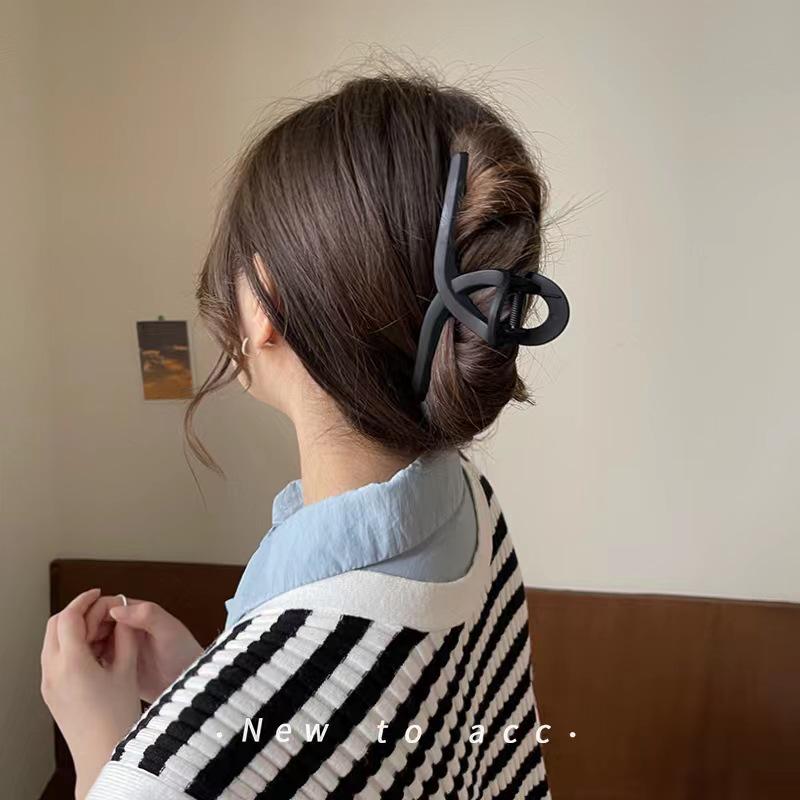 High-End Matte Frosted Large Hair Claw Clip, Women's Chic Shark Clip