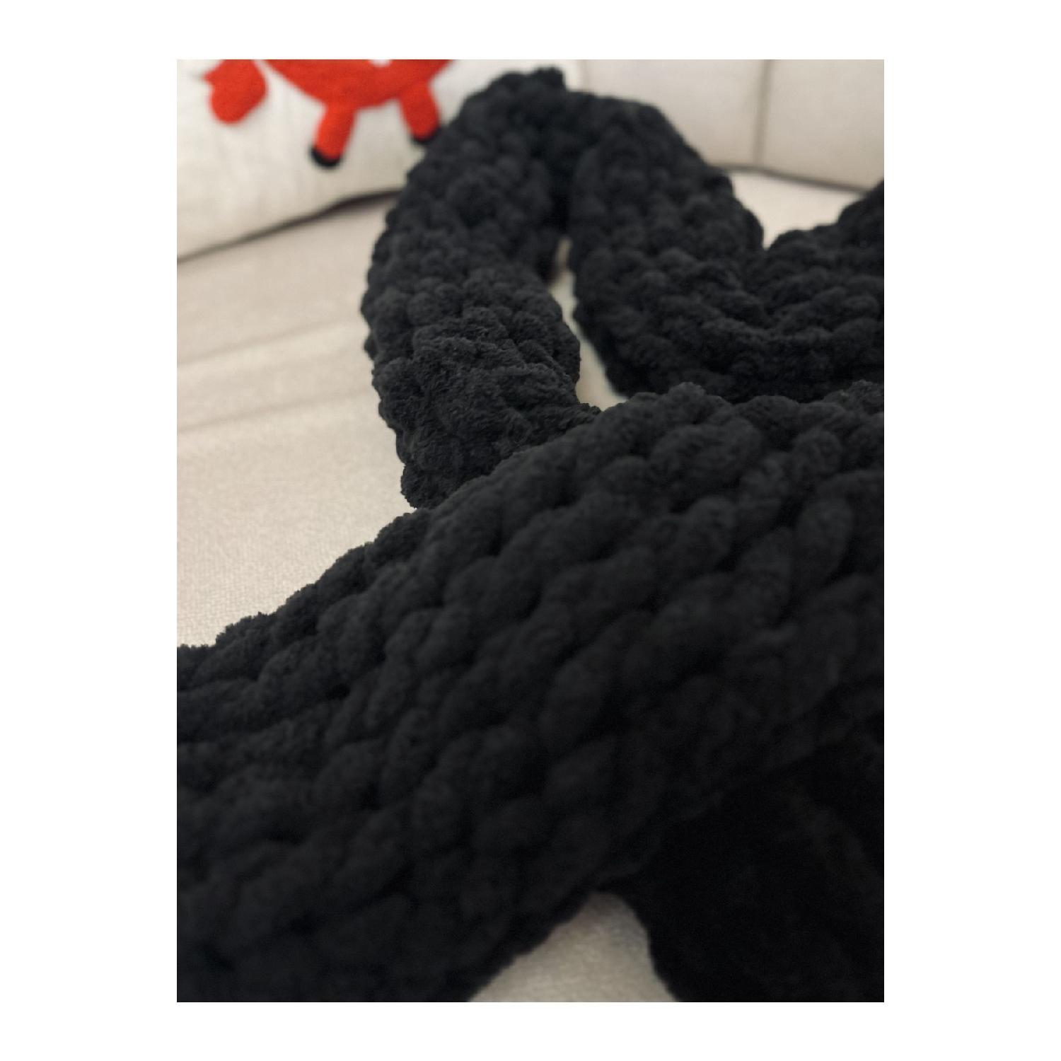

Puffy Black Scarf (color can be customized) 1 чёрный