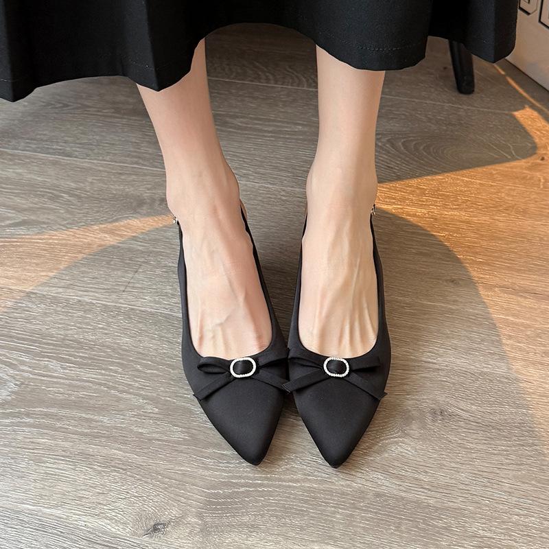 stiletto bow high heels. Pointed temperament single shoes, fattened and widened women's shoes