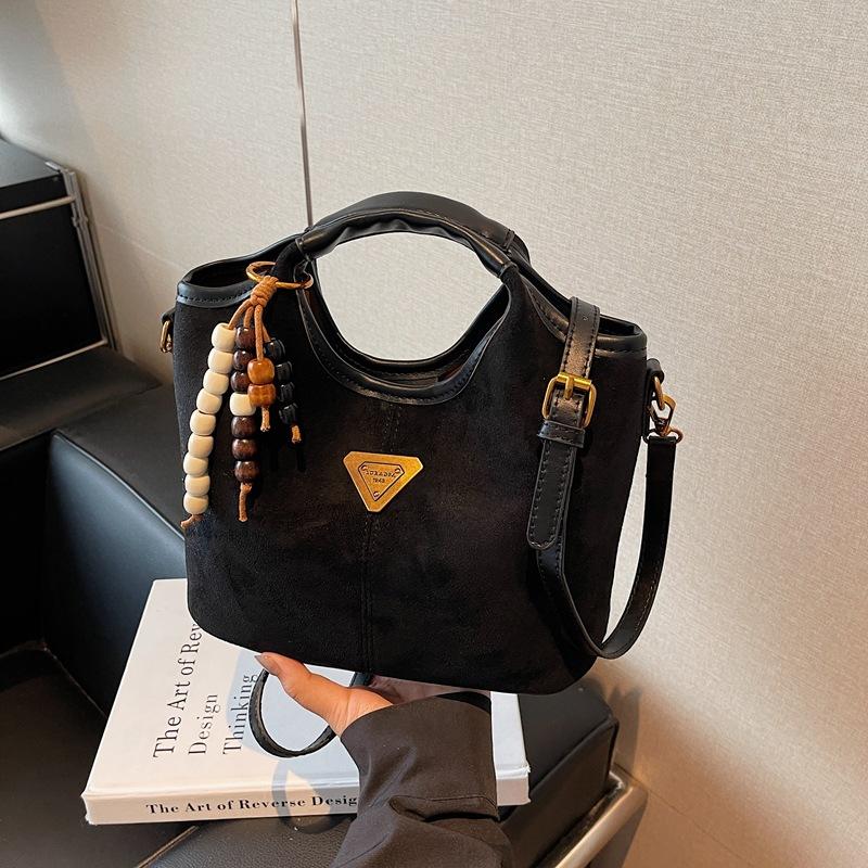Suede Bag Women's Autumn and Winter Casual Matte Retro Messenger Bag Premium Bucket Bag