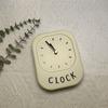Nordische Wanduhr Schreibtisch Cremeweiß Eisen Uhr Wanddekoration für Nachttisch Wohnzimmer Home Docor Schreibtisch Koreanischer Stil Docor