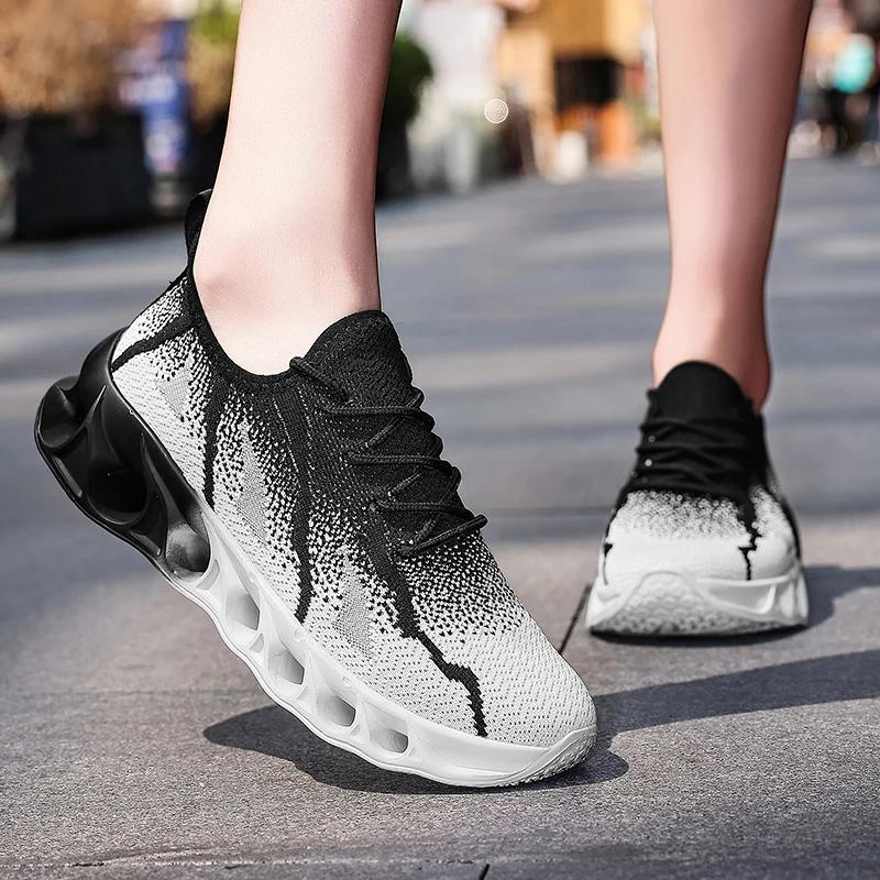 

Жіноче бігове взуття, легке сітчасте, дихаюче та зручне плоске м яке тенісне взуття, спортивне взуття для жінок 45 фіолетовий