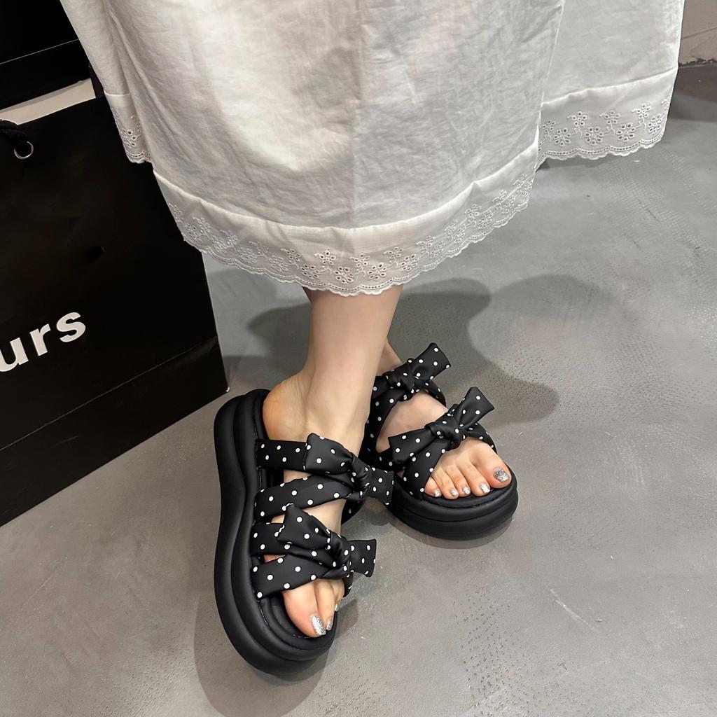 Popular yellow retro thick-soled one-word slippers women's 2025 new summer wear heightening soft-soled non-slip sandals