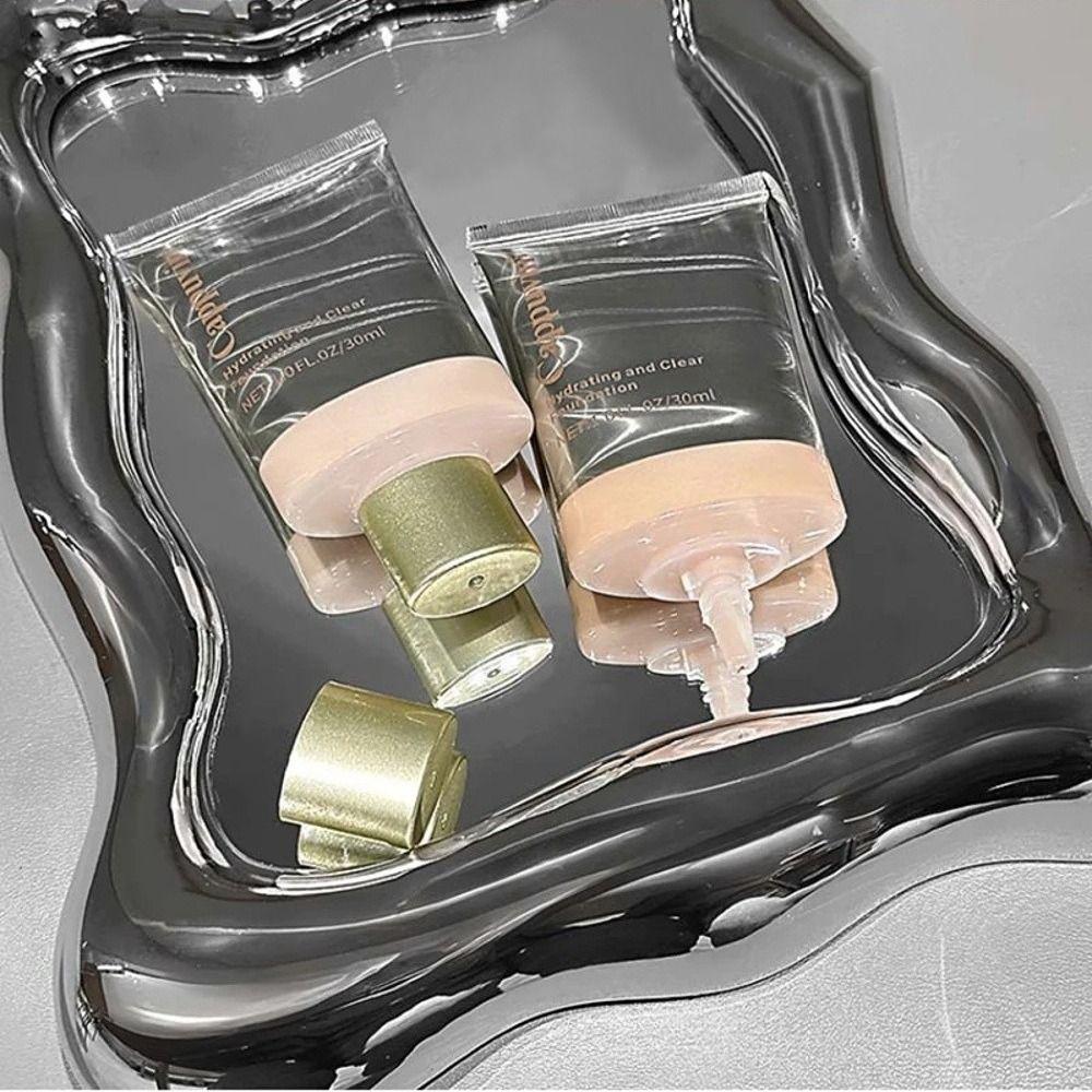 Moisturizing Moisturizing Liquid Foundation Smooth Fine Concealment Foundation Nourishes Skin Waterproof Clearing Foundation