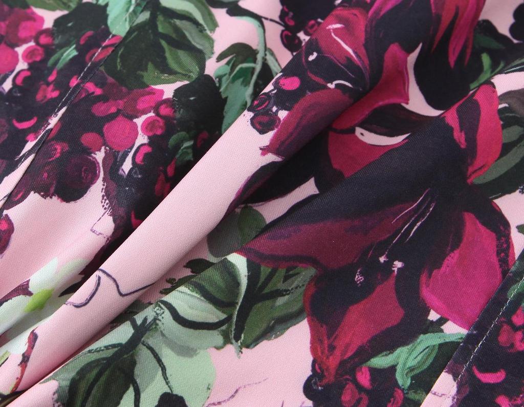 2025 Summer Floral V-Neck Slimming Dress for Women