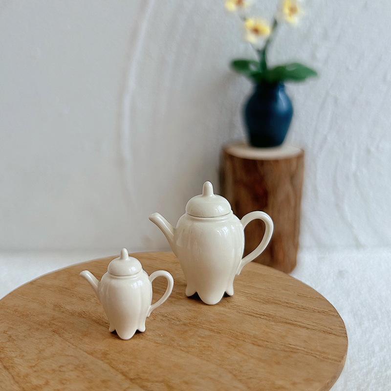 Mini Ceramic Petal Teapot Set Aesthetic Dollhouse Accessories Miniature Tea Party Props Desktop Ornament for Bedroom Shelf Decor